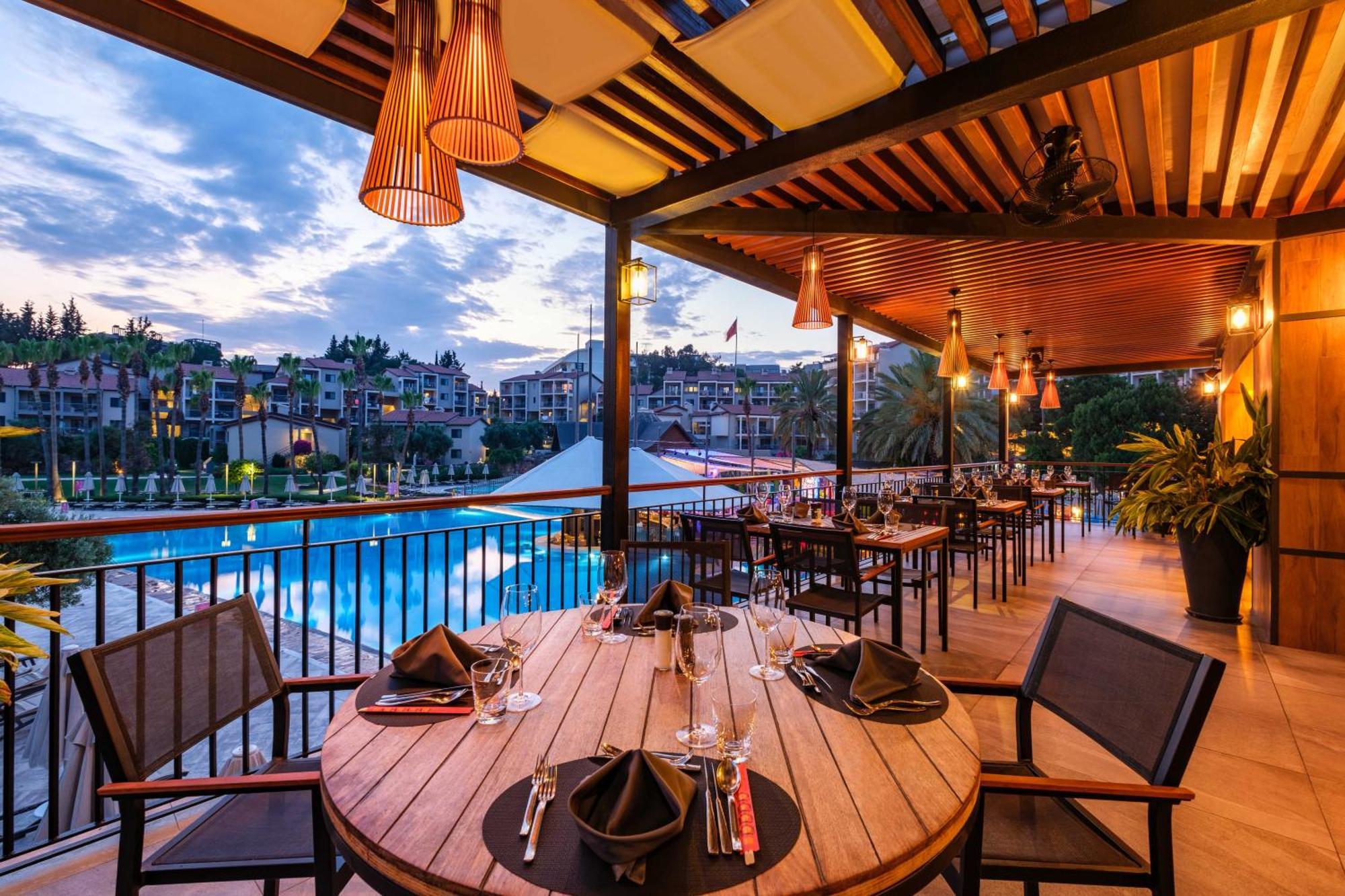 Arum Barut Collection Side Exterior foto