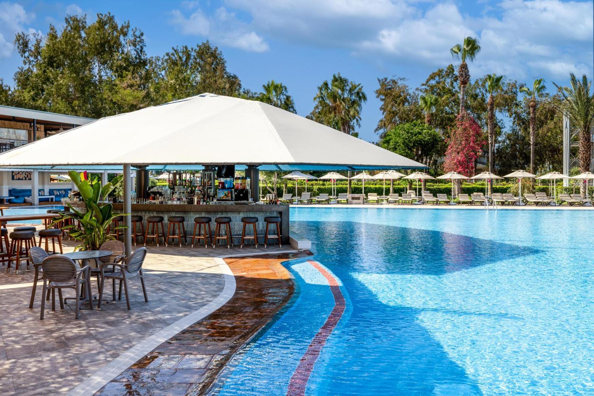 Arum Barut Collection Side Exterior foto