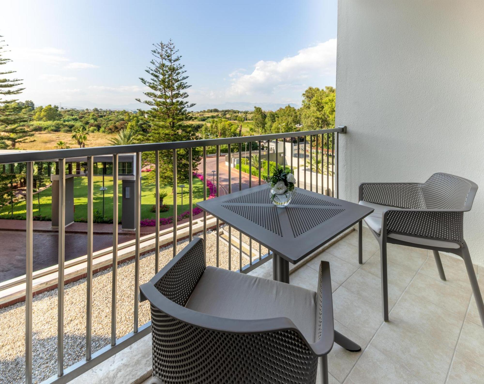 Arum Barut Collection Side Exterior foto